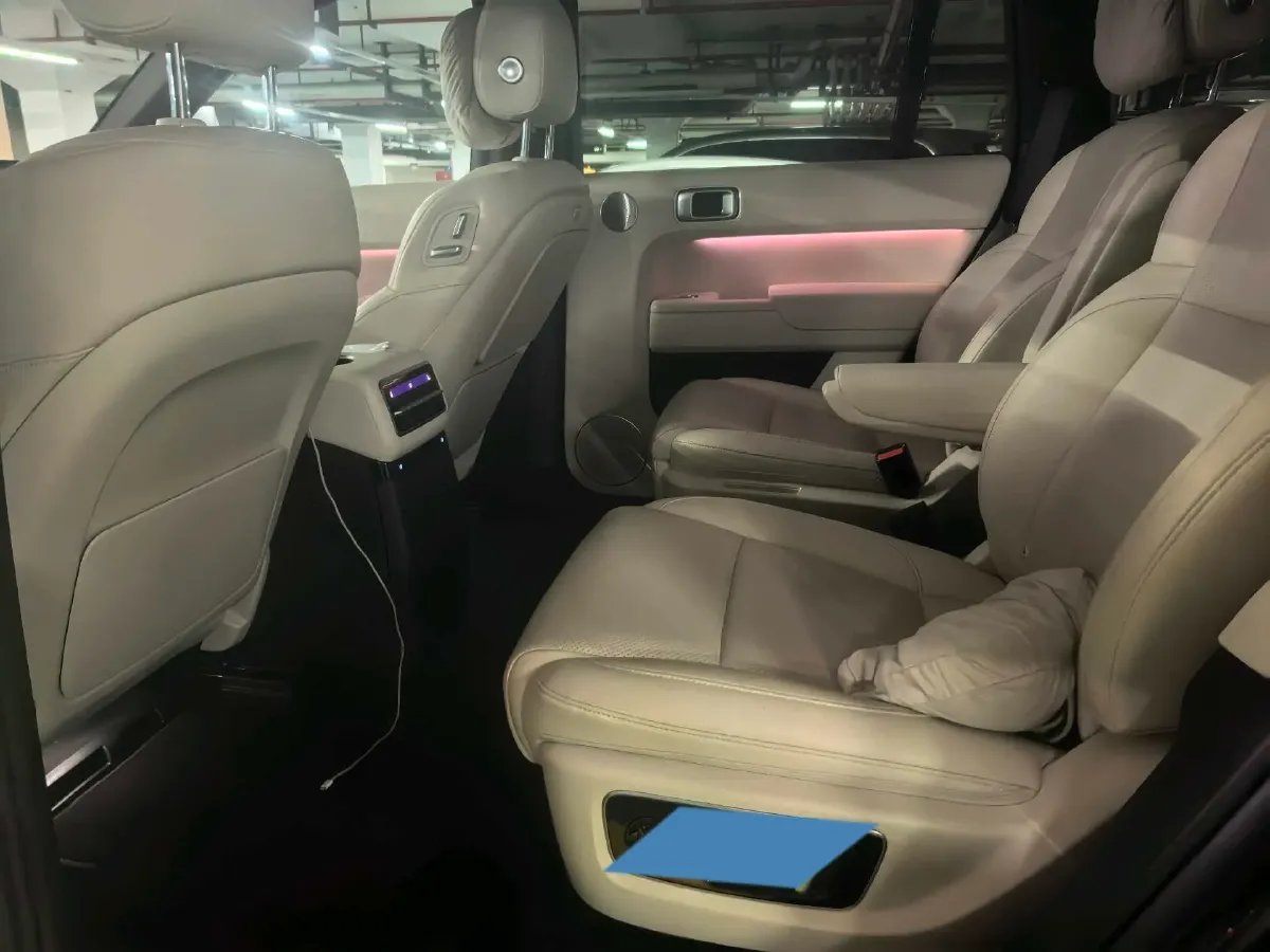 2022 Li L9 Range Extended 154HP REEV 42.6KWH,autocango,china used car exporter,china ev exporter,chinese used car exporter,chinese used ev exporter