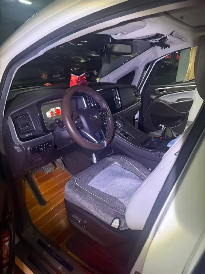 2021 GAC Trumpchi M8 2.0T 252HP L4 8AT,autocango,china used car exporter,china ev exporter,chinese used car exporter,chinese used ev exporter