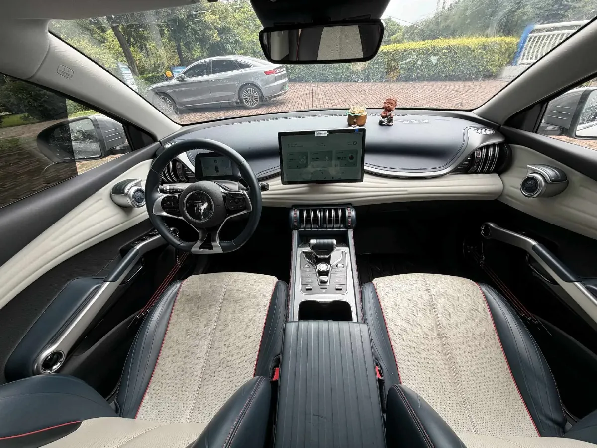2022 Foton Grand General G7 2.0T 238HP L4 8AT,autocango,china used car exporter,china ev exporter,chinese used car exporter,chinese used ev exporter