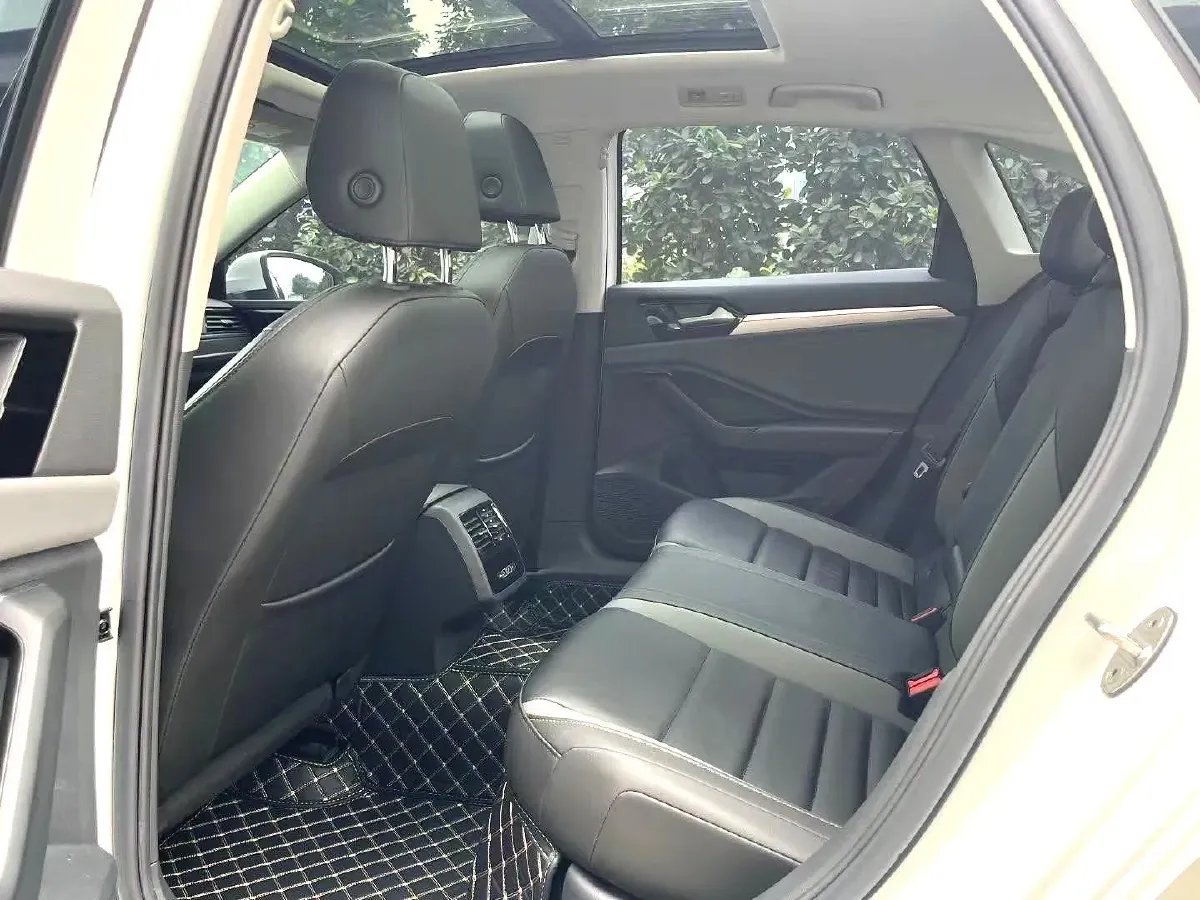 2022 Volkswagen Sagitar 1.4T 150HP L4 7DCT,autocango,china used car exporter,china ev exporter,chinese used car exporter,chinese used ev exporter