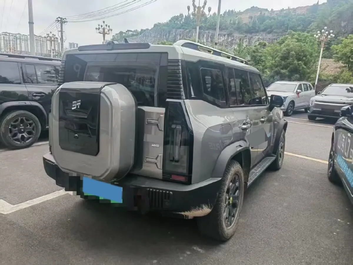 2024 Jetour ShanHai TravellerC-DM 1.5T 156HP L4 3DHT PHEV 43.24KWH,autocango,china used car exporter,china ev exporter,chinese used car exporter,chinese used ev exporter