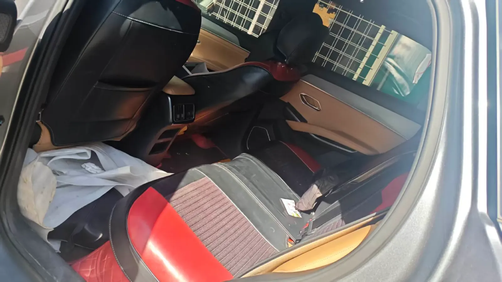 2024 BYD SongL DM-i 1.5L 101HP L4 E-CVT PHEV 18.3KWH,autocango,china used car exporter,china ev exporter,chinese used car exporter,chinese used ev exporter