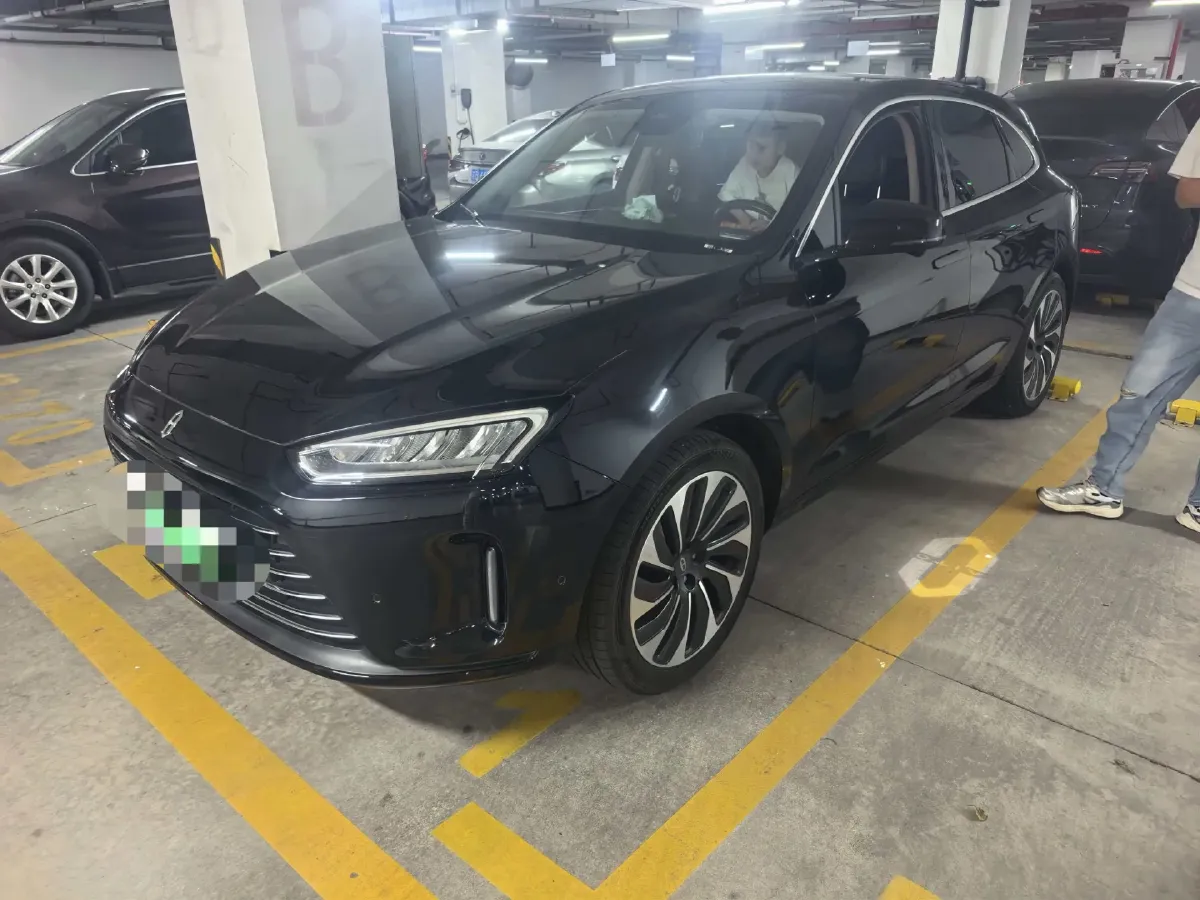 2022 AITO AITO M5 Range Extended 125HP REEV 40KWH,autocango,china used car exporter,china ev exporter,chinese used car exporter,chinese used ev exporter