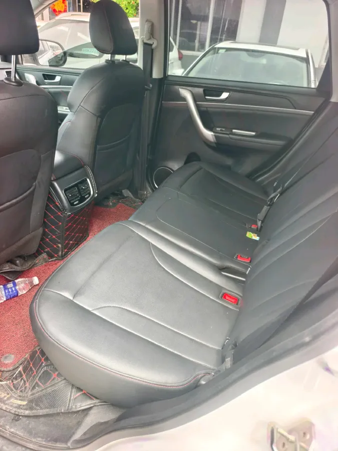 2019 Haval M6 1.5T 150HP L4 7DCT,autocango,china used car exporter,china ev exporter,chinese used car exporter,chinese used ev exporter