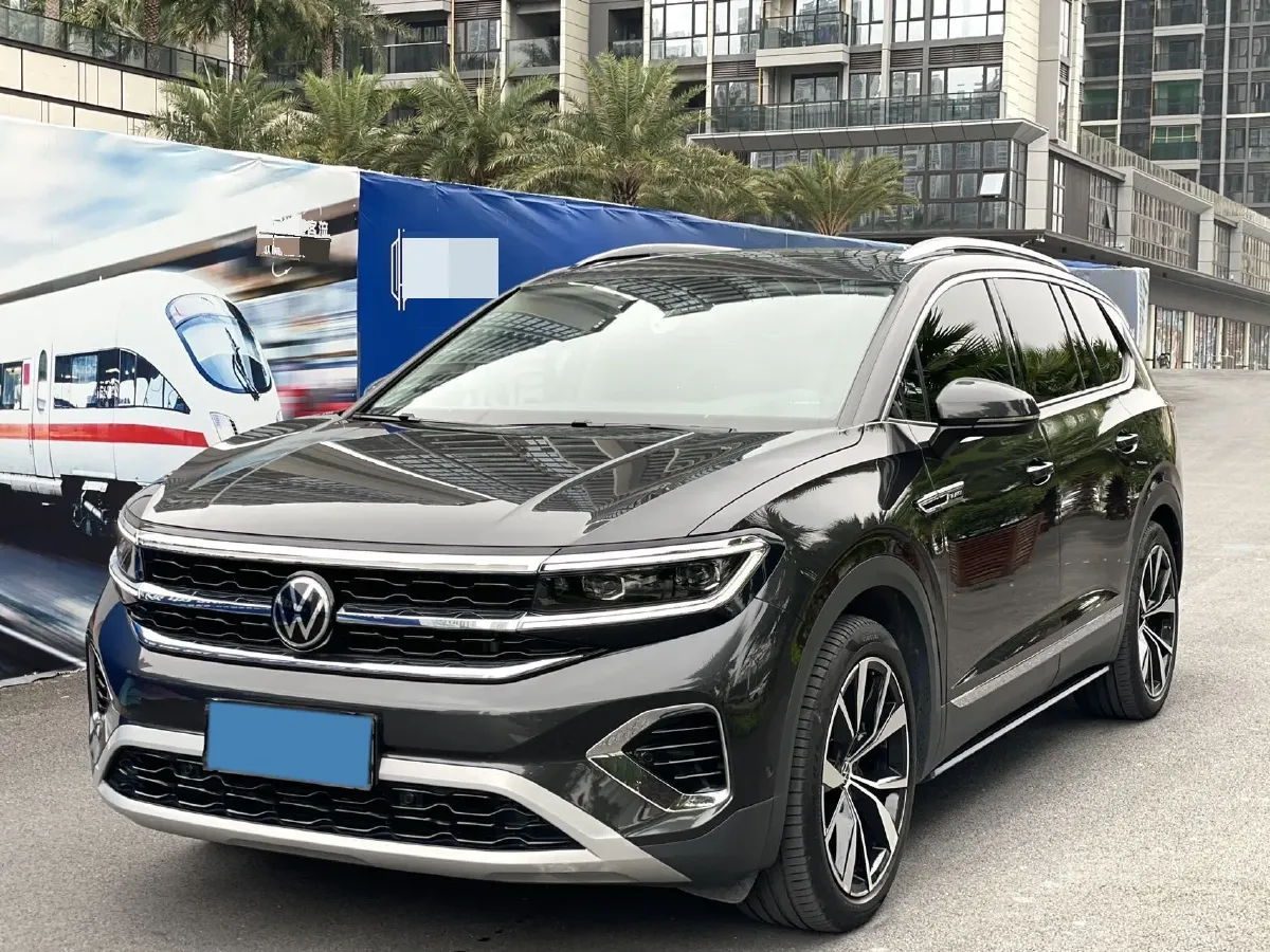 2021 Volkswagen Talagon 2.5T 299HP V6 7DCT,autocango,china used car exporter,china ev exporter,chinese used car exporter,chinese used ev exporter