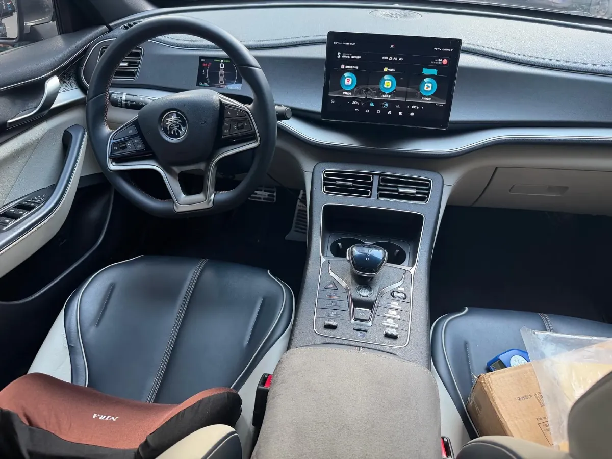 2021 MAXUS G50 1.5T 169HP L4 7DCT,autocango,china used car exporter,china ev exporter,chinese used car exporter,chinese used ev exporter