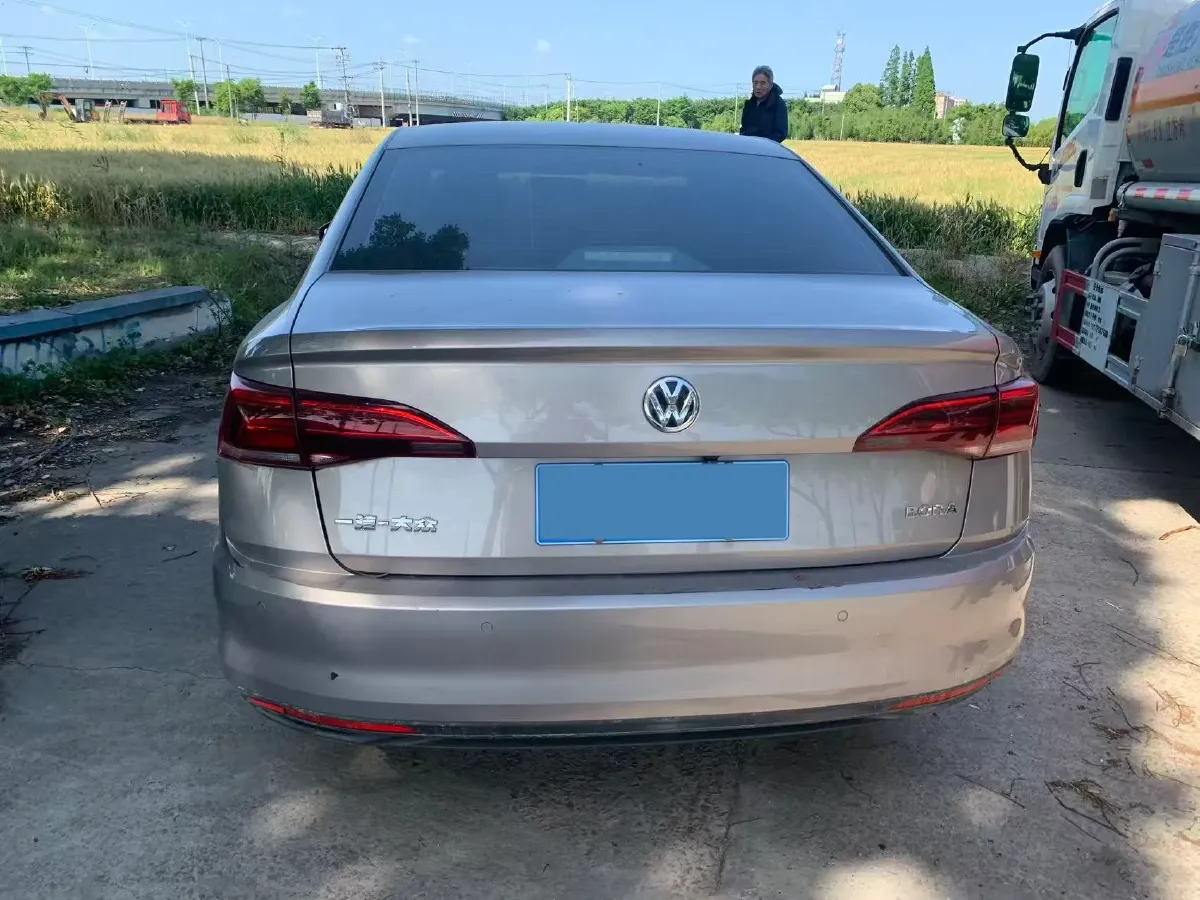 2020 Volkswagen Bora 1.5L 113HP L4 6AT,autocango,china used car exporter,china ev exporter,chinese used car exporter,chinese used ev exporter