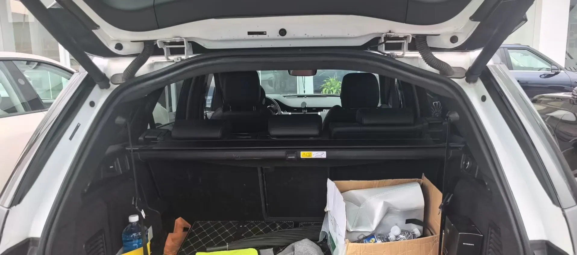 2020 Land Rover Discovery Sport 2.0T 249HP L4 9AT,autocango,china used car exporter,china ev exporter,chinese used car exporter,chinese used ev exporter