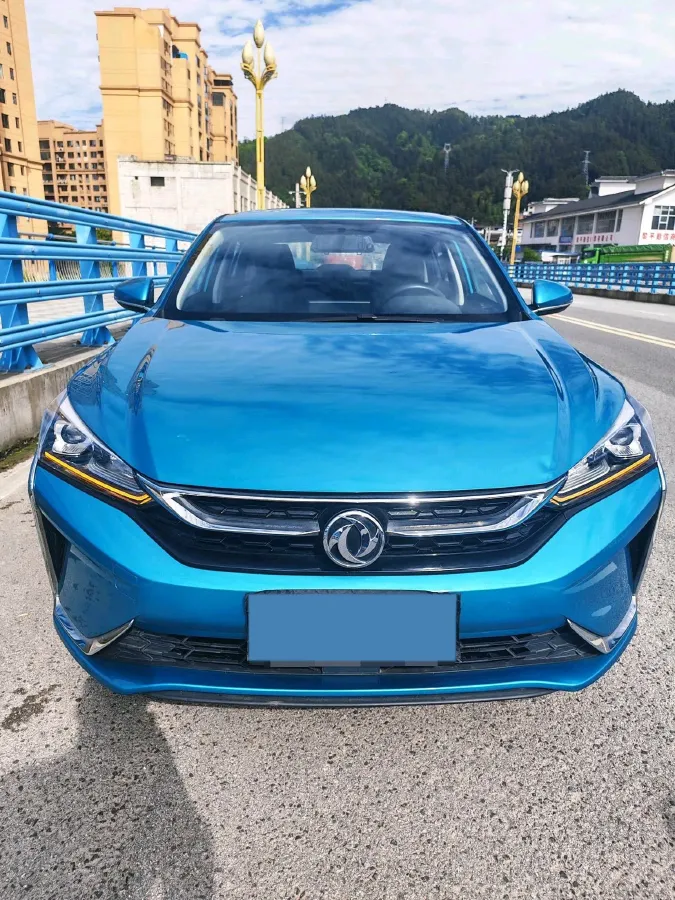 2020 DongFeng Aeolus YiXuan 1.5T 150HP L4 6DCT,autocango,china used car exporter,china ev exporter,chinese used car exporter,chinese used ev exporter