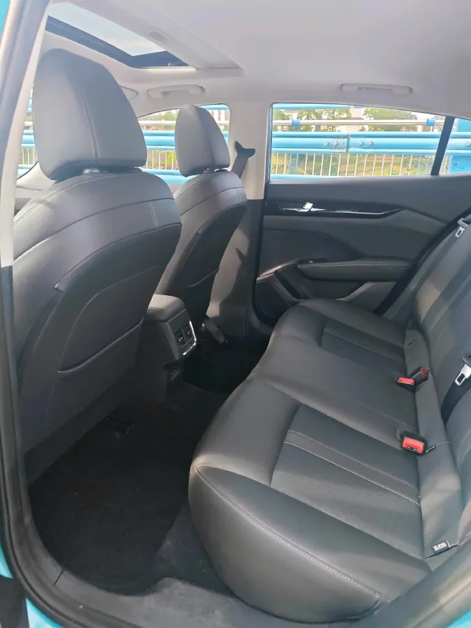 2020 DongFeng Aeolus YiXuan 1.5T 150HP L4 6DCT,autocango,china used car exporter,china ev exporter,chinese used car exporter,chinese used ev exporter