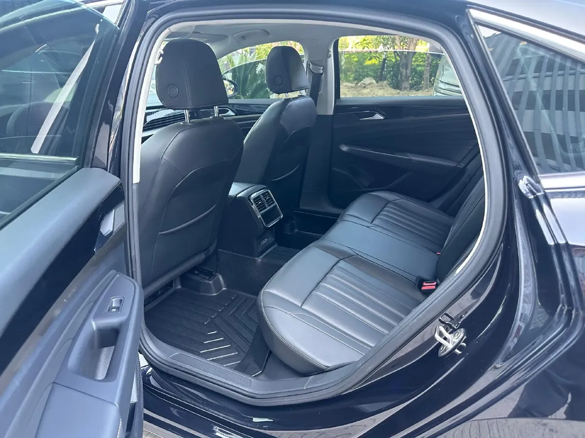 2019 Chevrolet Equinox 1.5T 180HP L4 6AT,autocango,china used car exporter,china ev exporter,chinese used car exporter,chinese used ev exporter