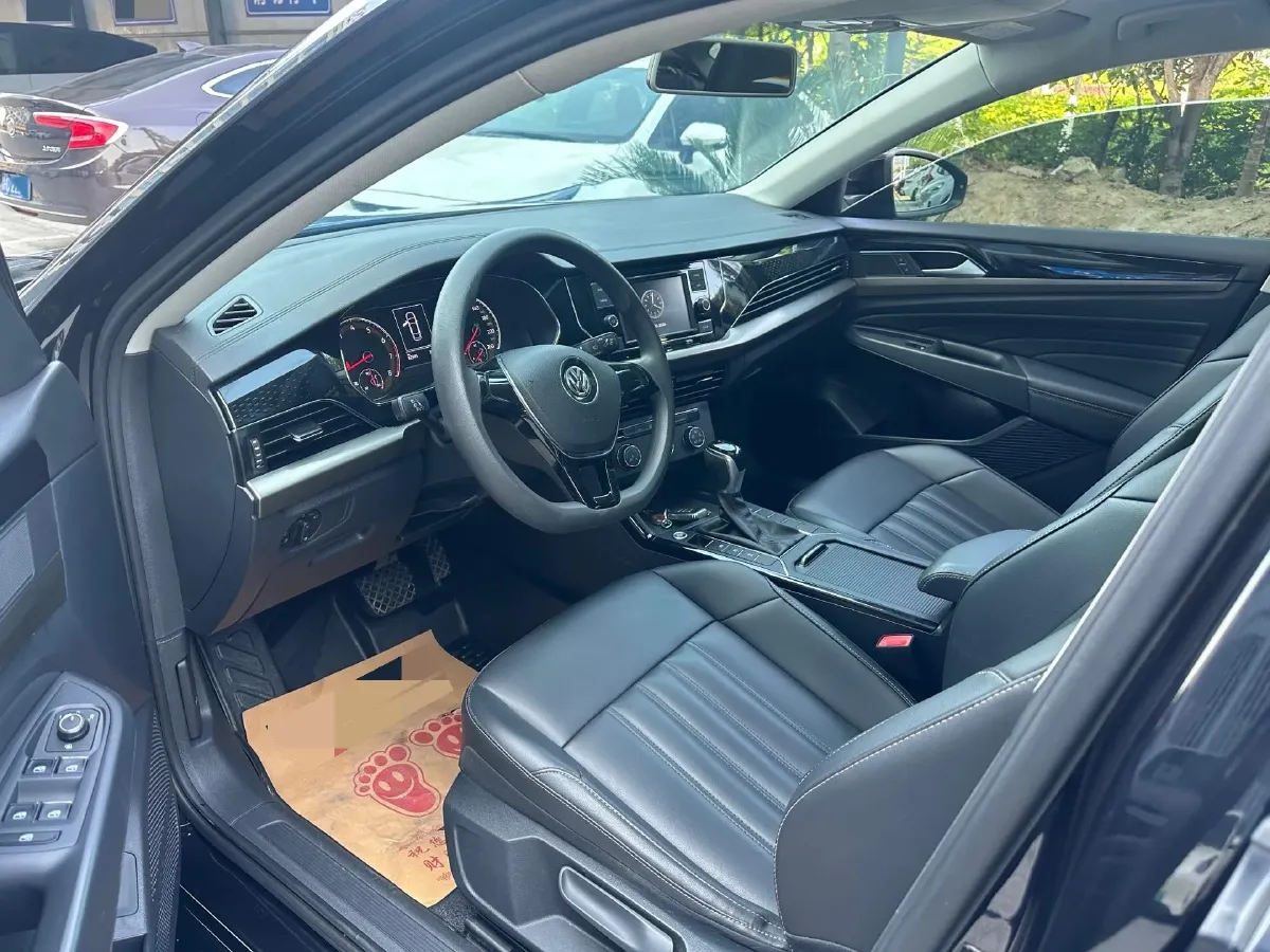 2019 Chevrolet Equinox 1.5T 180HP L4 6AT,autocango,china used car exporter,china ev exporter,chinese used car exporter,chinese used ev exporter