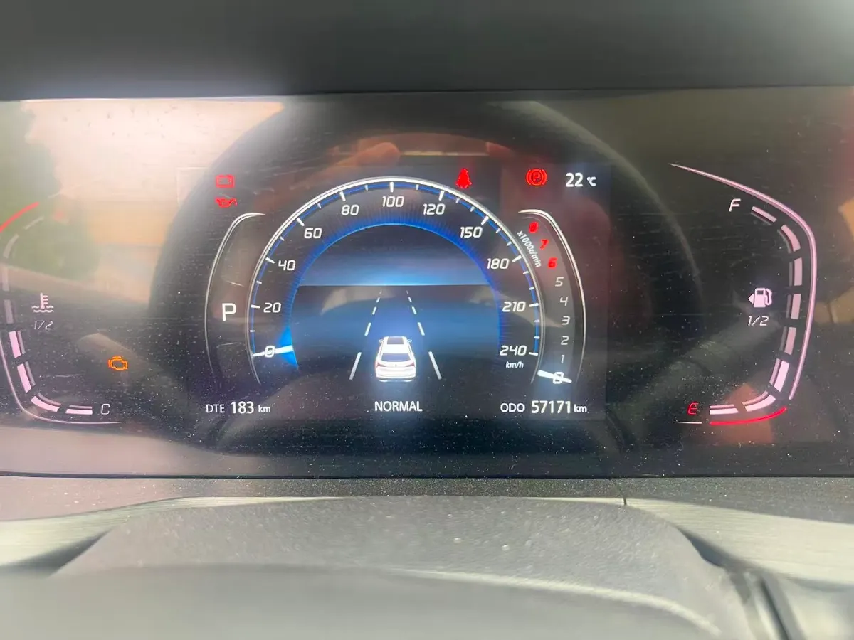 2021 ChangAn CS75 Plus 1.5T 178HP L4 6AT,autocango,china used car exporter,china ev exporter,chinese used car exporter,chinese used ev exporter