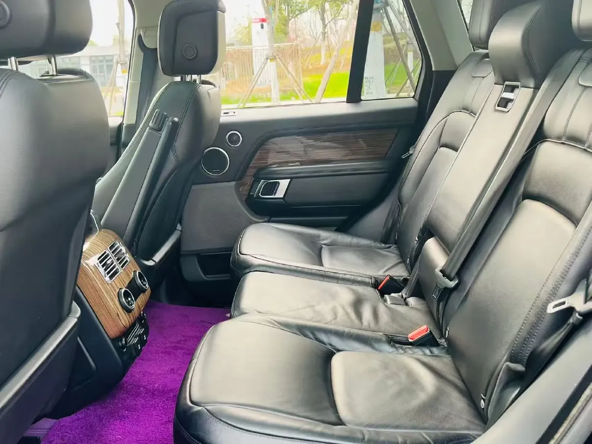 2018 Land Rover Range Rover Evoque 2.0T 241HP L4 9AT,autocango,china used car exporter,china ev exporter,chinese used car exporter,chinese used ev exporter