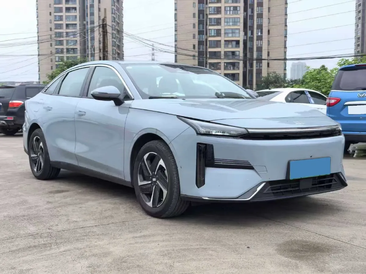 2024 Geely Galaxy L6 1.5T 163HP L4 3DHT PHEV,autocango,china used car exporter,china ev exporter,chinese used car exporter,chinese used ev exporter