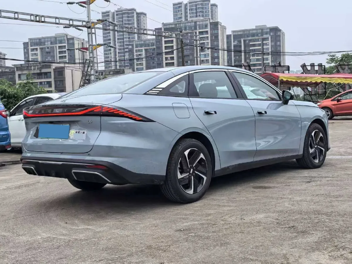 2024 Geely Galaxy L6 1.5T 163HP L4 3DHT PHEV,autocango,china used car exporter,china ev exporter,chinese used car exporter,chinese used ev exporter
