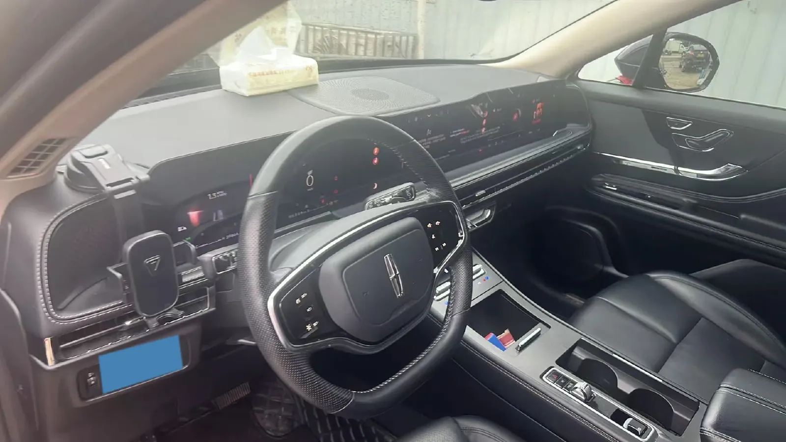 2023 Lincoln Corsair 2.0T 261HP L4 8AT,autocango,china used car exporter,china ev exporter,chinese used car exporter,chinese used ev exporter