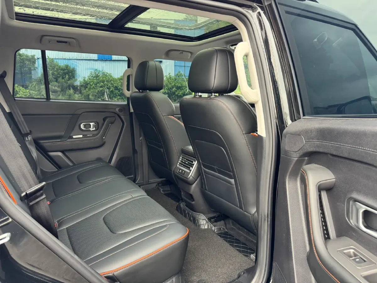 2025 Jetour DASHING 1.5T 184HP L4 7DCT,autocango,china used car exporter,china ev exporter,chinese used car exporter,chinese used ev exporter