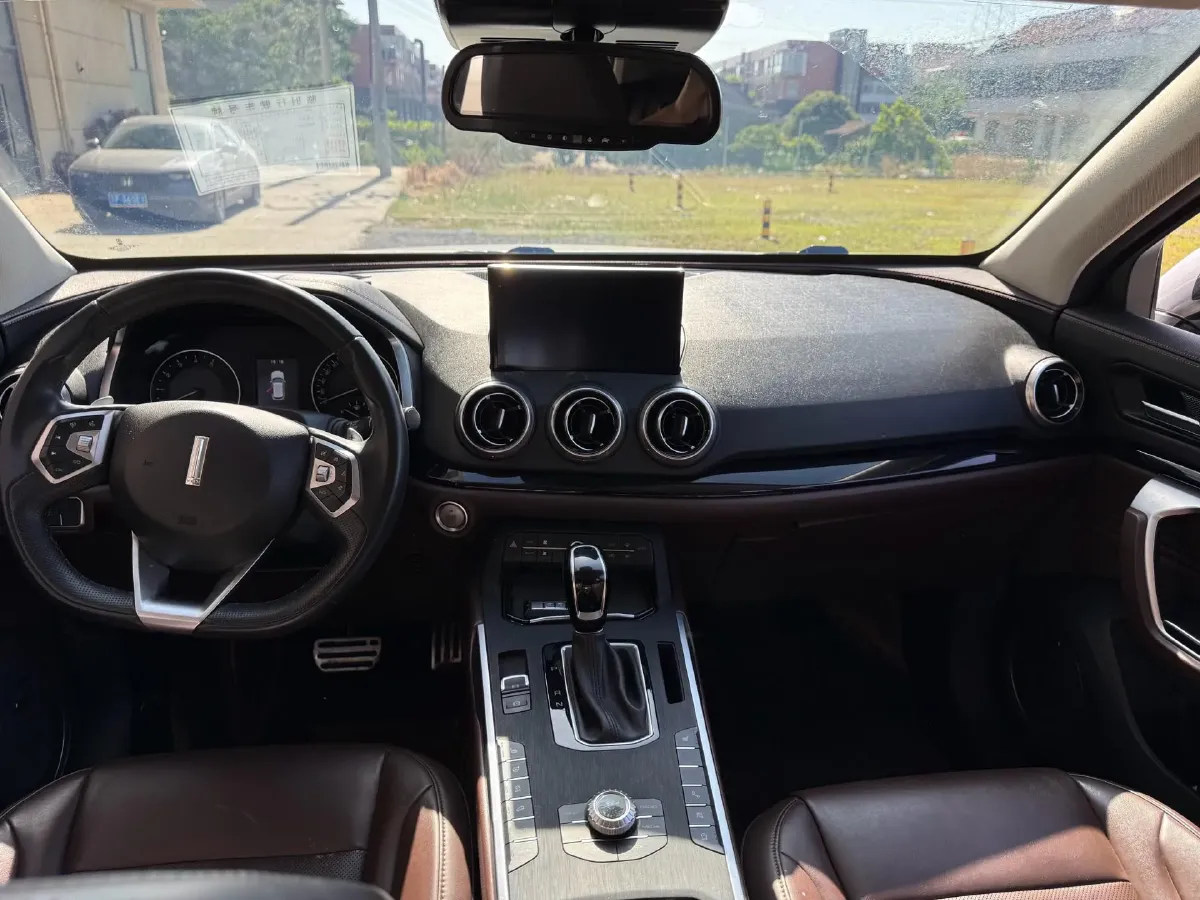 2017 WEY VV5 2.0T 197HP L4 7DCT,autocango,china used car exporter,china ev exporter,chinese used car exporter,chinese used ev exporter