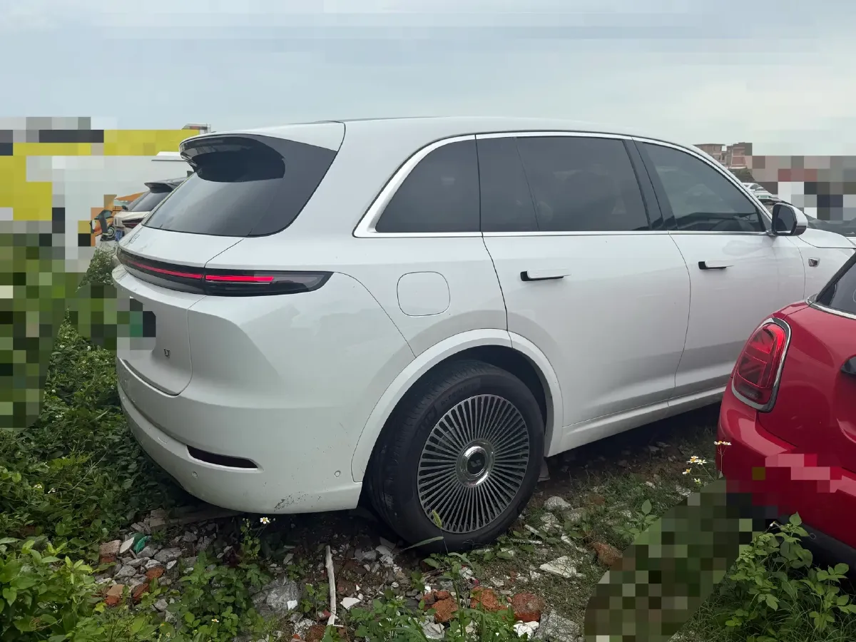 2025 Li L7 Range Extended 154HP REEV,autocango,china used car exporter,china ev exporter,chinese used car exporter,chinese used ev exporter