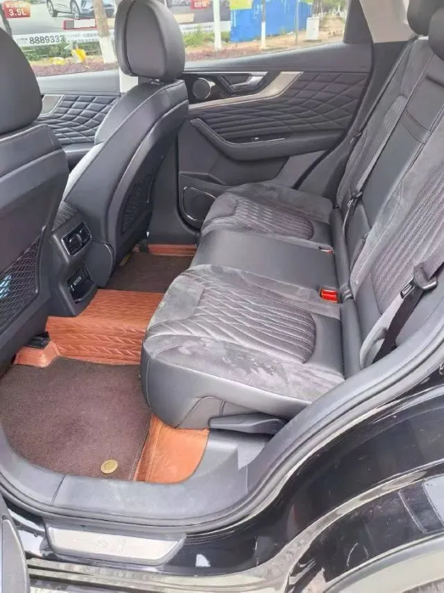 2022 HongQi HS5 2.0T 224HP L4 6AT,autocango,china used car exporter,china ev exporter,chinese used car exporter,chinese used ev exporter