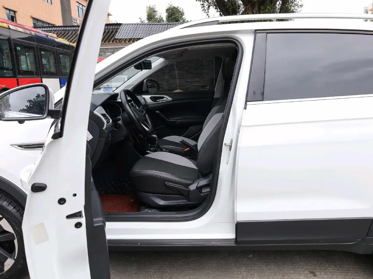 2021 Volkswagen Tacqua 1.5L 113HP L4 6AT,autocango,china used car exporter,china ev exporter,chinese used car exporter,chinese used ev exporter