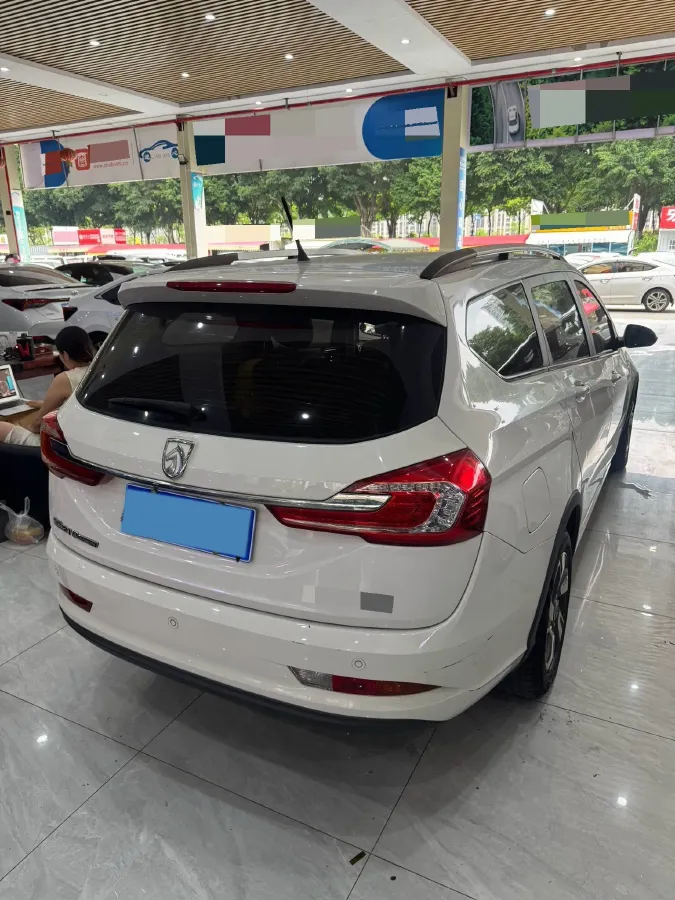 2018 BaoJun 360 1.5L 112HP L4 6MT,autocango,china used car exporter,china ev exporter,chinese used car exporter,chinese used ev exporter