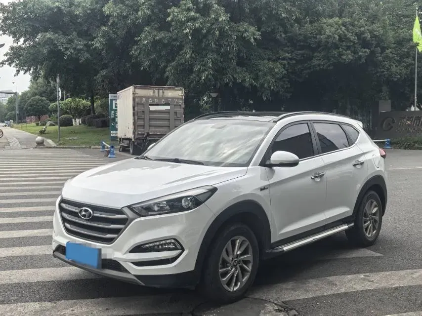 2018 Hyundai Tucson 1.6T 177HP L4 7DCT,autocango,china used car exporter,china ev exporter,chinese used car exporter,chinese used ev exporter