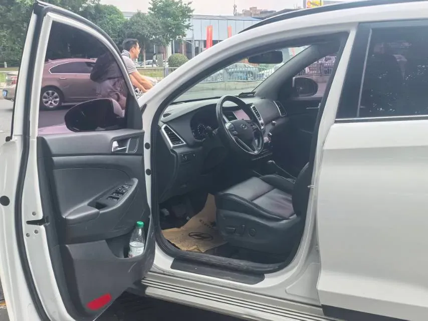 2018 Hyundai Tucson 1.6T 177HP L4 7DCT,autocango,china used car exporter,china ev exporter,chinese used car exporter,chinese used ev exporter