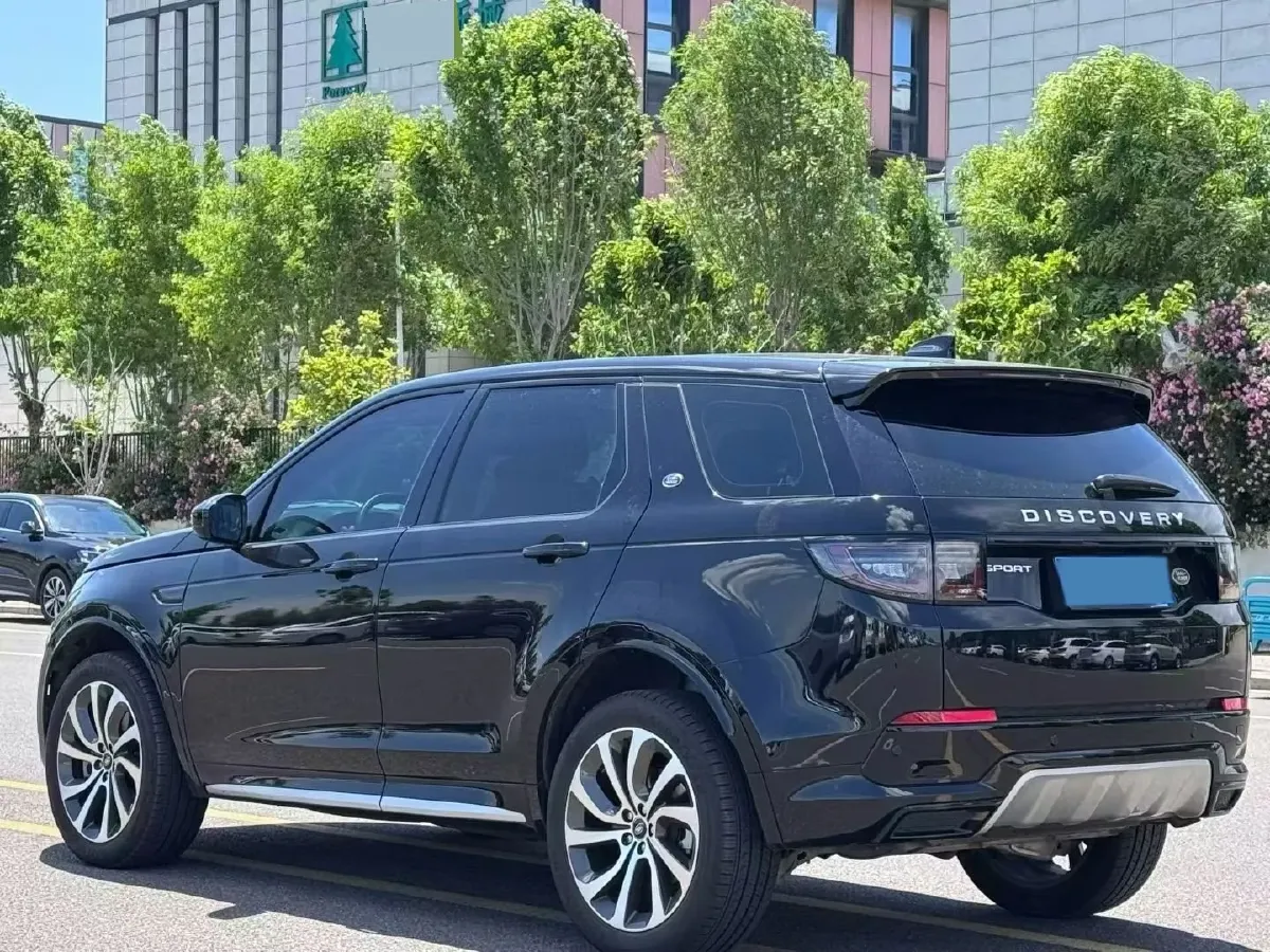 2024 Land Rover Discovery Sport 2.0T 249HP L4 9AT,autocango,china used car exporter,china ev exporter,chinese used car exporter,chinese used ev exporter