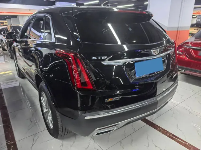 2022 Cadillac XT5 2.0T 237HP L4 9AT,autocango,china used car exporter,china ev exporter,chinese used car exporter,chinese used ev exporter