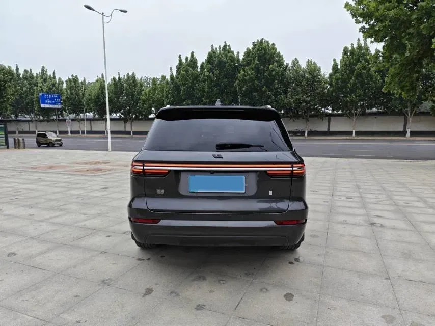 2021 Li ONE Range Extended 131HP REEV 40.5KWH,autocango,china used car exporter,china ev exporter,chinese used car exporter,chinese used ev exporter