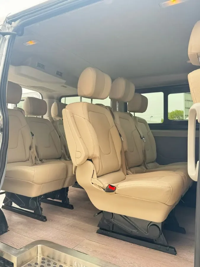 2021 MAXUS XinTu V80 2.0T 139HP L4 6MT,autocango,china used car exporter,china ev exporter,chinese used car exporter,chinese used ev exporter