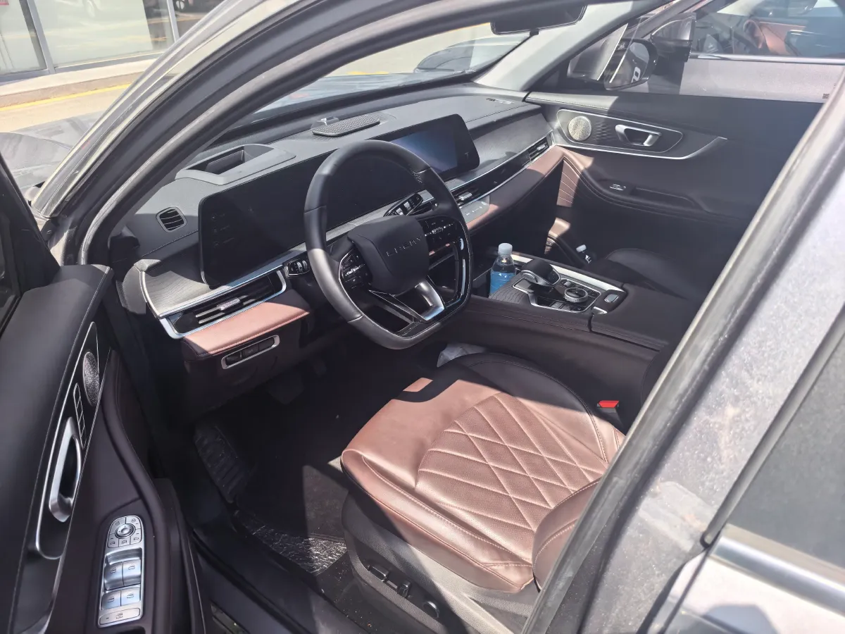 2024 Chery Tiggo 8 PRO 1.6T 197HP L4 7DCT,autocango,china used car exporter,china ev exporter,chinese used car exporter,chinese used ev exporter