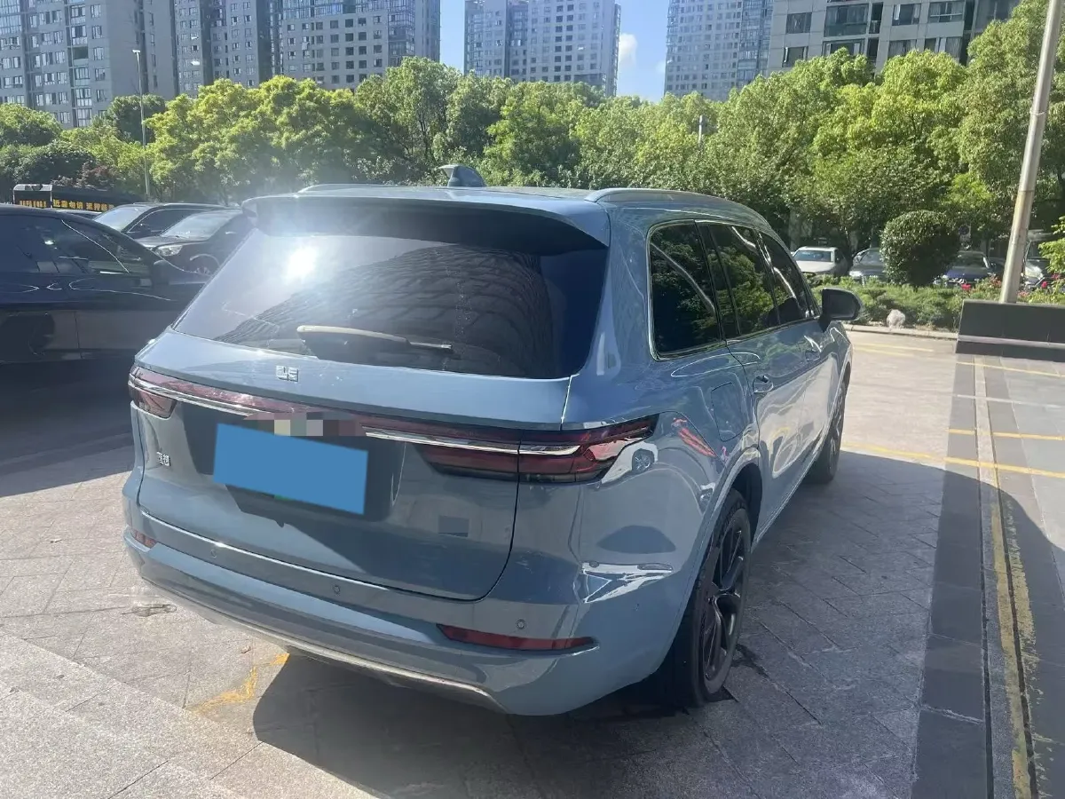 2021 Li ONE Range Extended 131HP REEV 40.5KWH,autocango,china used car exporter,china ev exporter,chinese used car exporter,chinese used ev exporter
