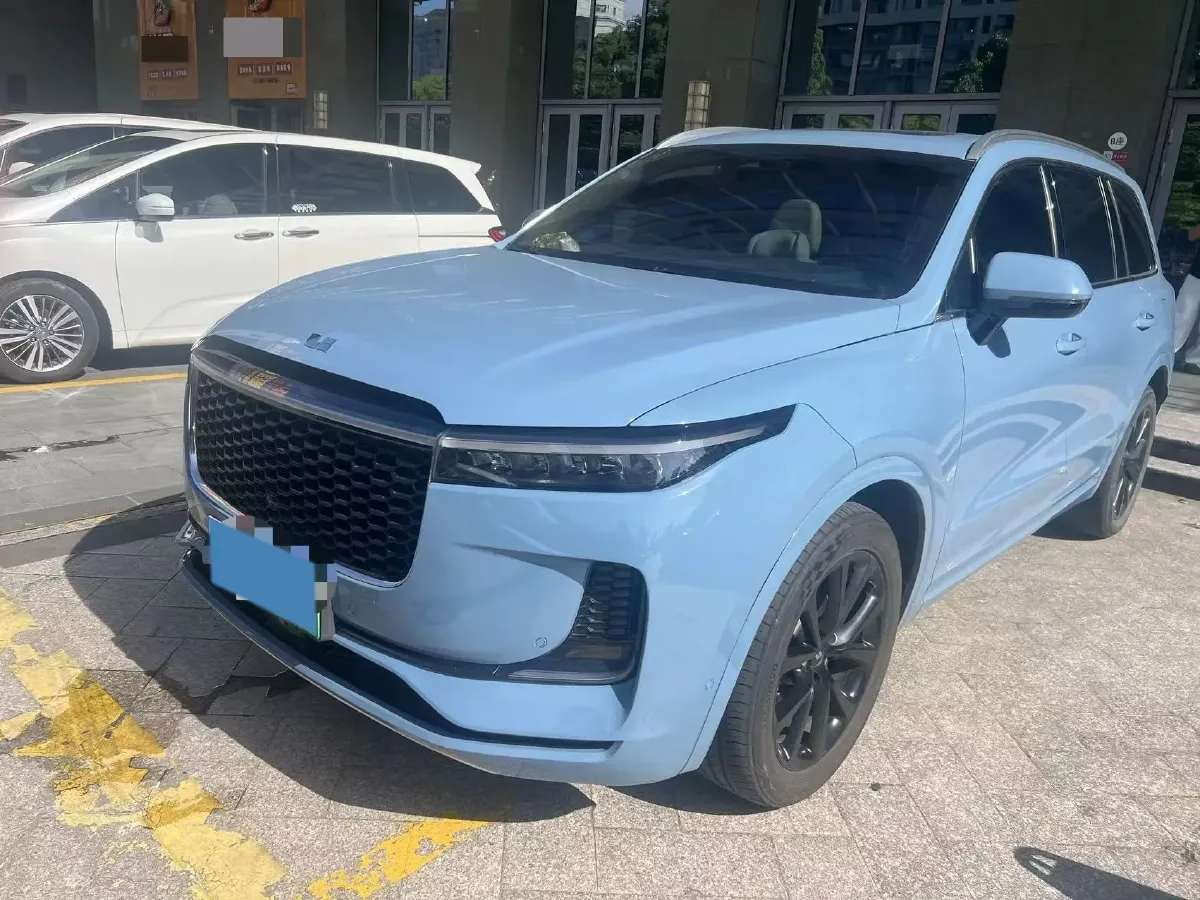 2021 Li ONE Range Extended 131HP REEV 40.5KWH,autocango,china used car exporter,china ev exporter,chinese used car exporter,chinese used ev exporter