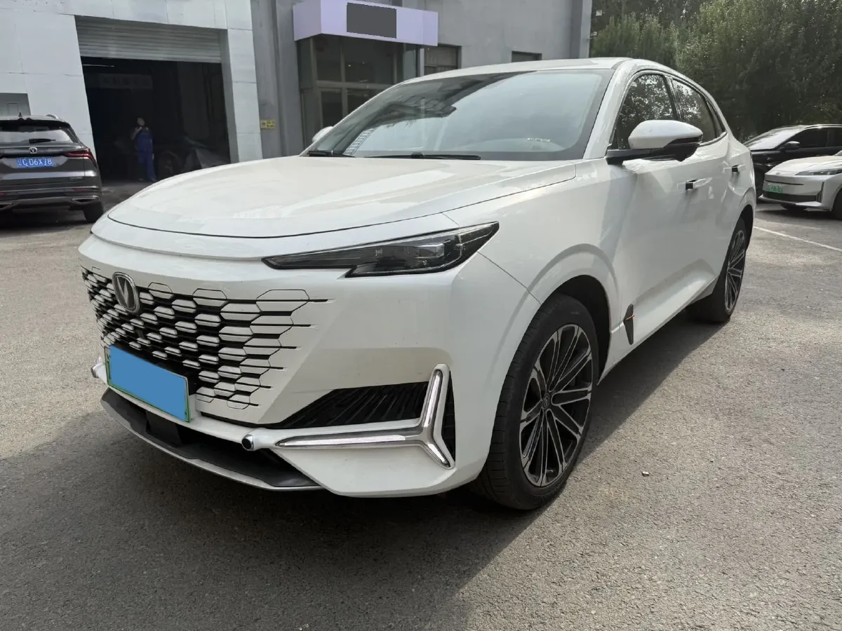2022 Chevrolet Menlo BEV 61.1KWH,autocango,china used car exporter,china ev exporter,chinese used car exporter,chinese used ev exporter