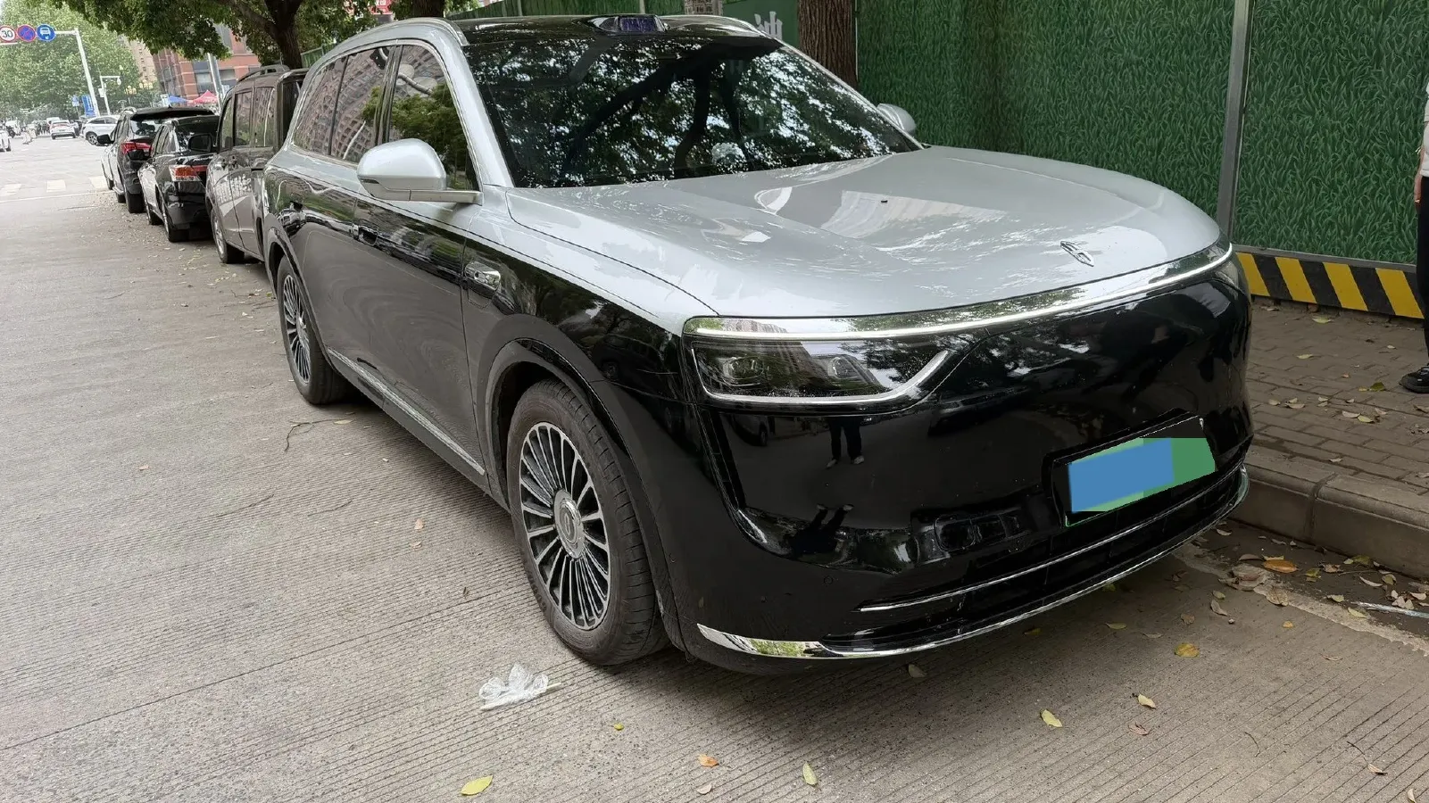 2025 AITO AITO M8 REEV 160HP REEV 53.4KWH,autocango,china used car exporter,china ev exporter,chinese used car exporter,chinese used ev exporter
