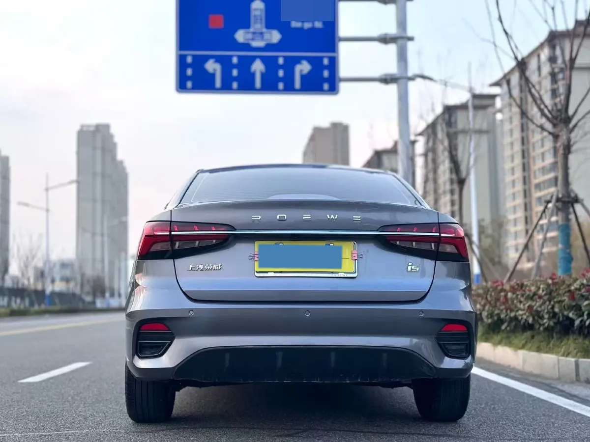 2021 Roewe i5 1.5L 120HP L4 CVT,autocango,china used car exporter,china ev exporter,chinese used car exporter,chinese used ev exporter
