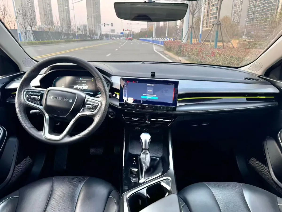 2021 Roewe i5 1.5L 120HP L4 CVT,autocango,china used car exporter,china ev exporter,chinese used car exporter,chinese used ev exporter