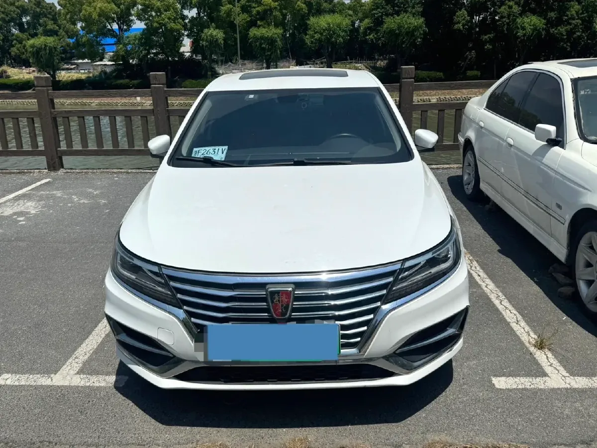 2017 Roewe i6 1.0T 125HP L3 2AT PHEV,autocango,china used car exporter,china ev exporter,chinese used car exporter,chinese used ev exporter