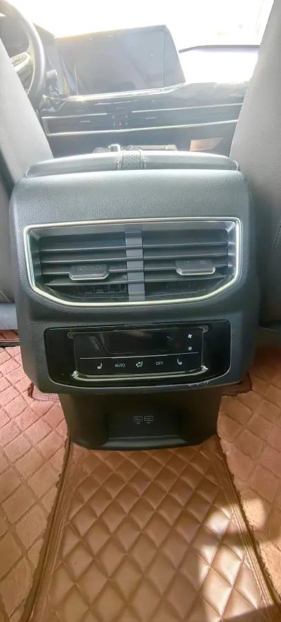 2021 Volkswagen Talagon 2.0T 220HP L4 7DCT,autocango,china used car exporter,china ev exporter,chinese used car exporter,chinese used ev exporter