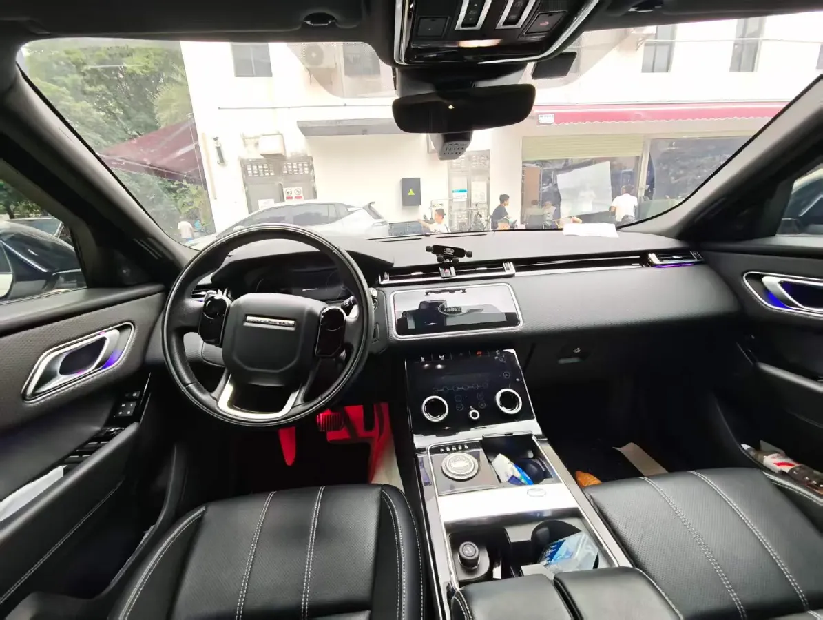 2020 Land Rover Range Rover Velar 2.0T 250HP L4 8AT,autocango,china used car exporter,china ev exporter,chinese used car exporter,chinese used ev exporter