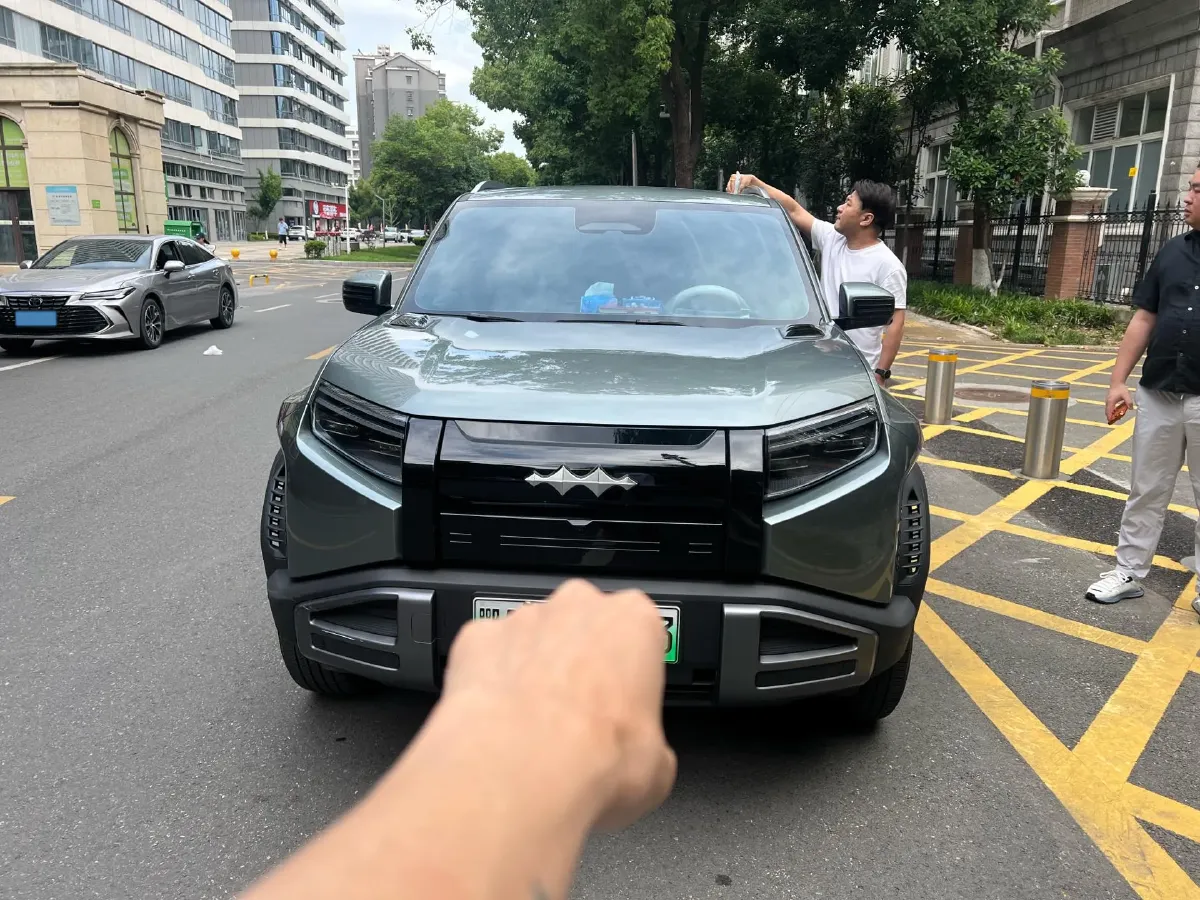 2025 FangChengBao Tai 3 BEV,autocango,china used car exporter,china ev exporter,chinese used car exporter,chinese used ev exporter