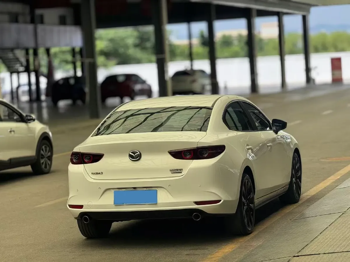 2023 Mazda 3 Axela 2.0L 158HP L4 6AT,autocango,china used car exporter,china ev exporter,chinese used car exporter,chinese used ev exporter