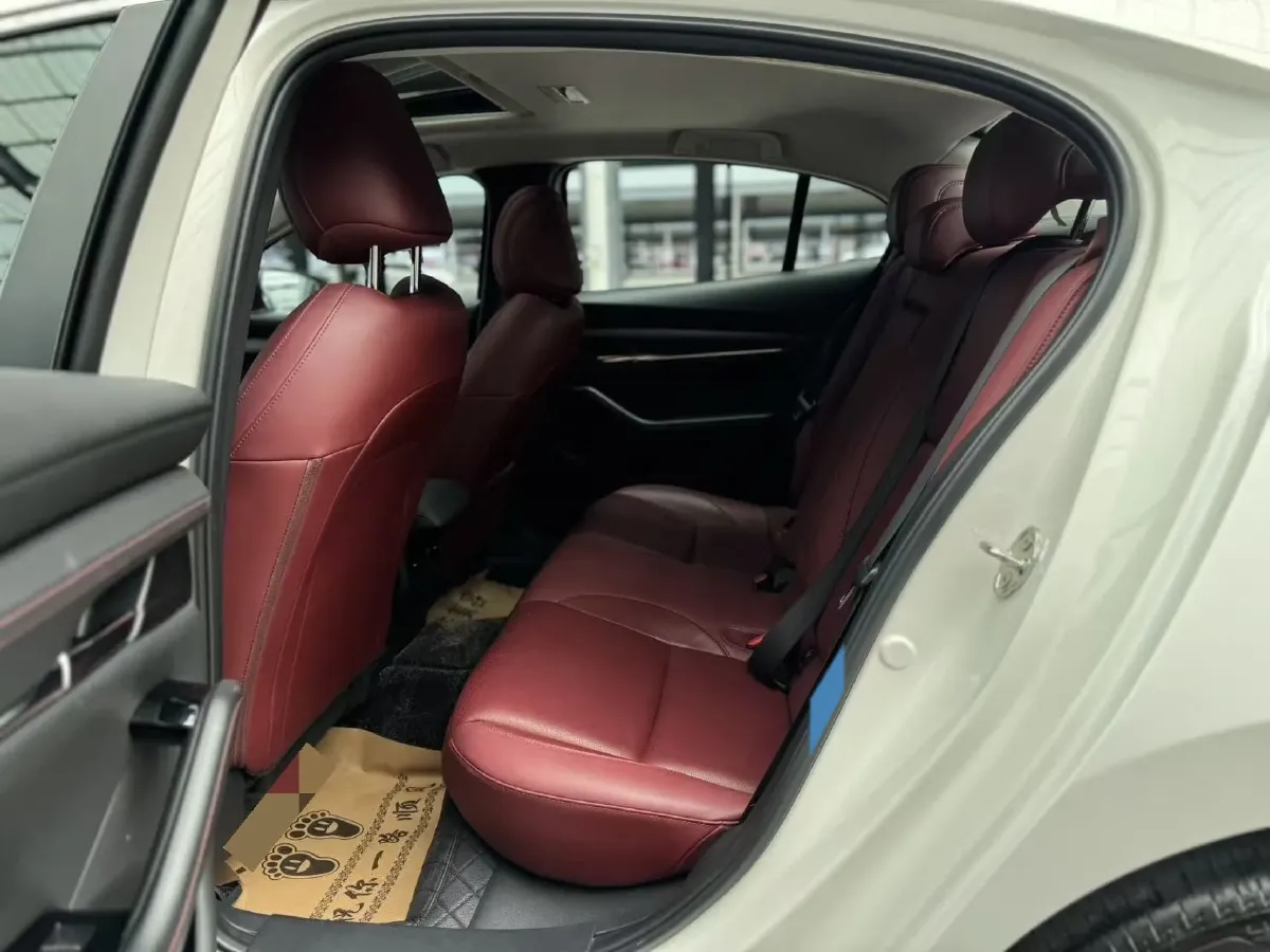 2023 Mazda 3 Axela 2.0L 158HP L4 6AT,autocango,china used car exporter,china ev exporter,chinese used car exporter,chinese used ev exporter