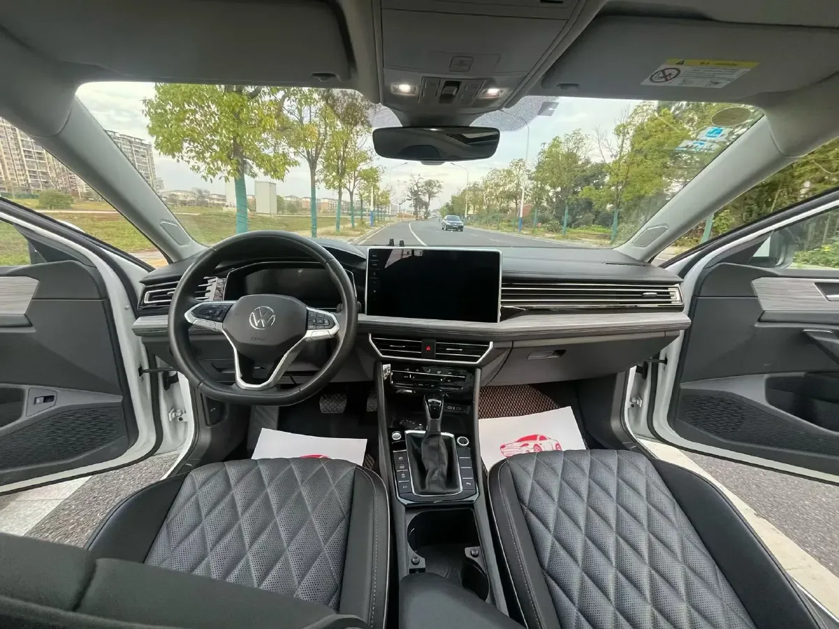 2022 Volkswagen Sagitar 1.2T 116HP L4 7DCT,autocango,china used car exporter,china ev exporter,chinese used car exporter,chinese used ev exporter