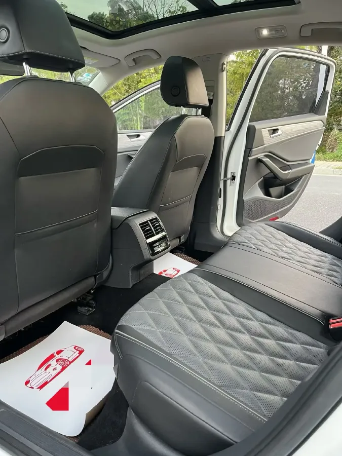 2022 Volkswagen Sagitar 1.2T 116HP L4 7DCT,autocango,china used car exporter,china ev exporter,chinese used car exporter,chinese used ev exporter
