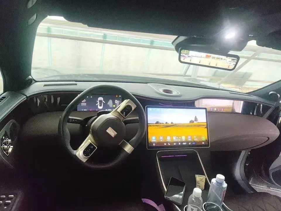 2025 Avatr 11 1.5T 156HP L4 REEV 39.05KWH,autocango,china used car exporter,china ev exporter,chinese used car exporter,chinese used ev exporter