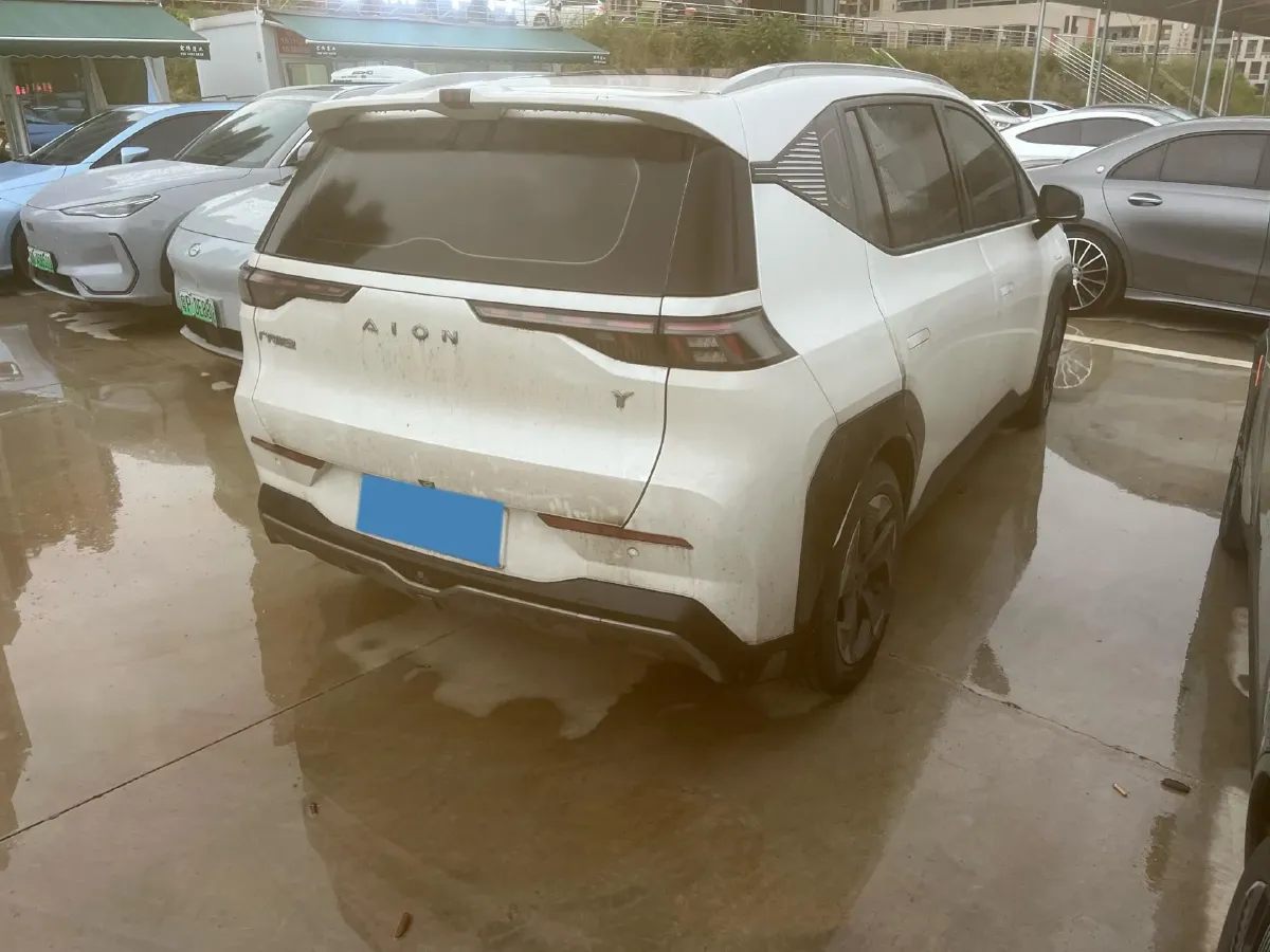 2022 Geely Okavango 1.8T 184HP L4 7DCT,autocango,china used car exporter,china ev exporter,chinese used car exporter,chinese used ev exporter